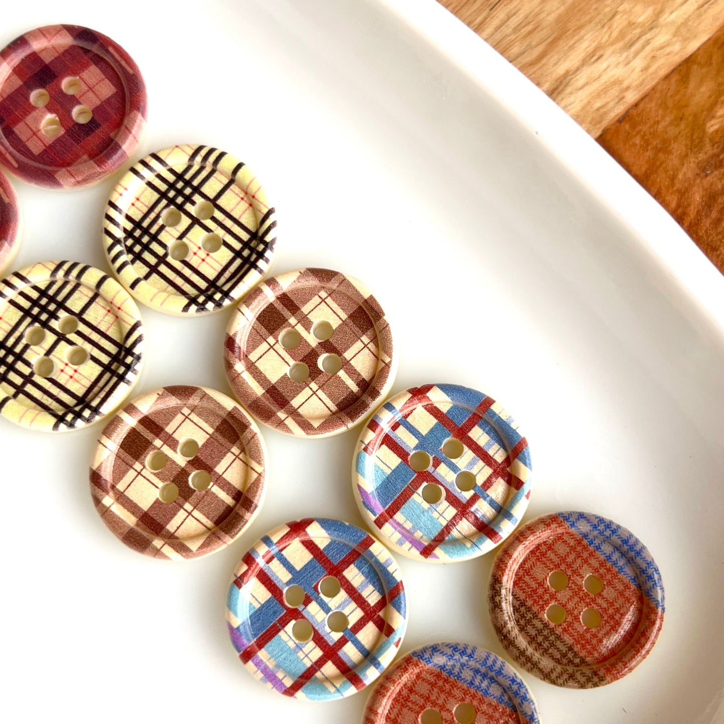 Printed Plaid Buttons for DIY Craft Embellishments | 4-Hole Plastic Flat Back Cabochon | QTY: 4pcs/6pcs