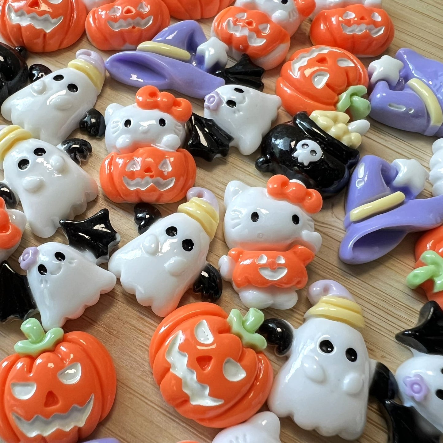 Kitty HALLOWEEN MIX Charms, Small Flatback Charms | Kawaii Decoden Resin Cabochons | QTY: 10/20 charms