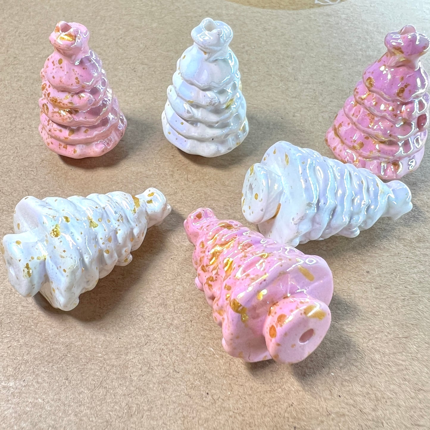 White & Pink Christmas Tree Beads with Gold Splatter for Pens | 3D Chunky Beads for Pens & Jewelry | Acrylic | QTY: 4 beads