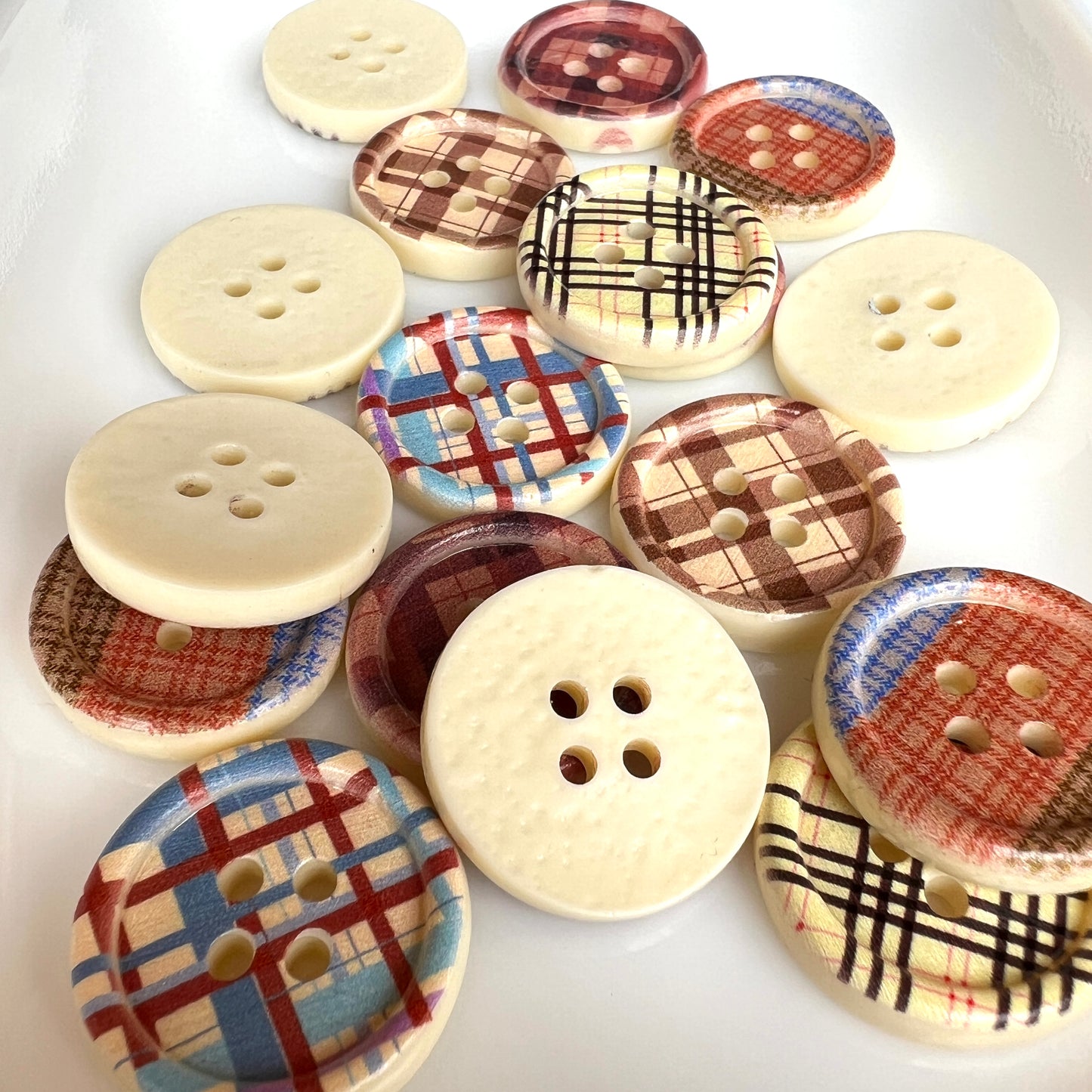 Printed Plaid Buttons for DIY Craft Embellishments | 4-Hole Plastic Flat Back Cabochon | QTY: 4pcs/6pcs