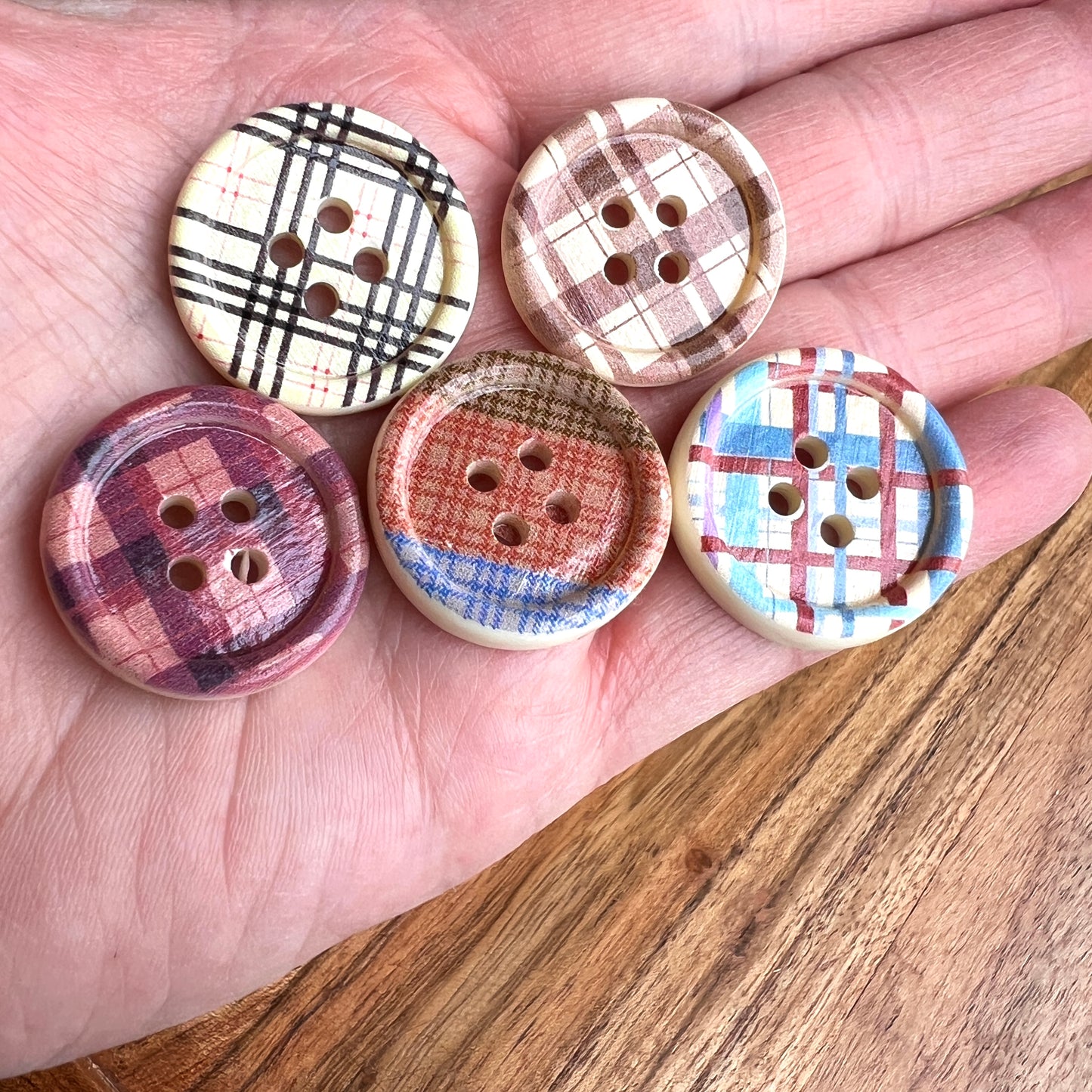 Printed Plaid Buttons for DIY Craft Embellishments | 4-Hole Plastic Flat Back Cabochon | QTY: 4pcs/6pcs